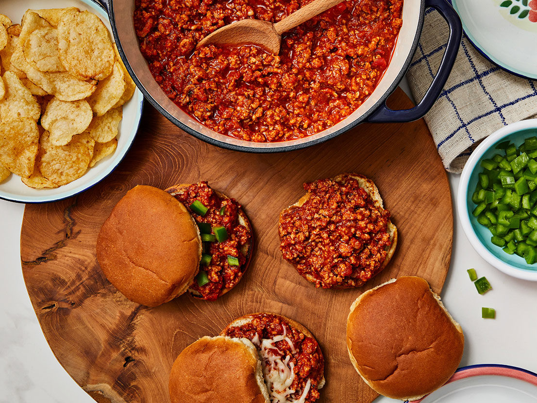 https://www.campbells.com/prego/wp-content/uploads/2021/07/Easy-Italian-Style-Sloppy-Joes_card-1106x830.jpg