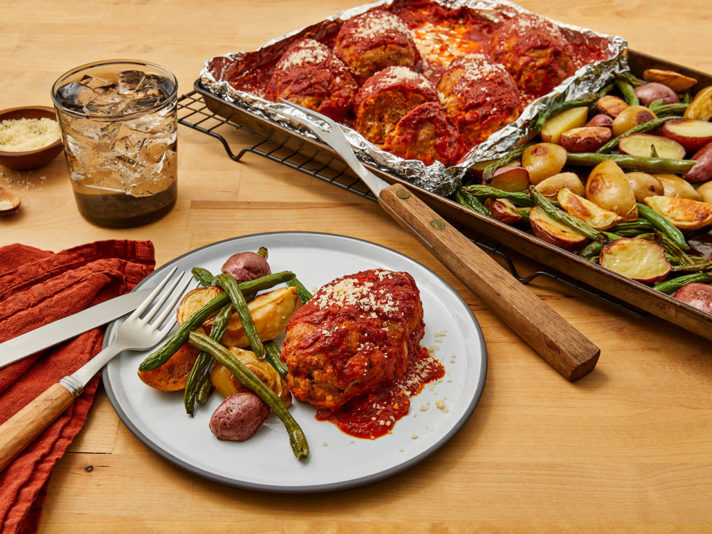 https://www.campbells.com/prego/wp-content/uploads/2021/07/Sheet-Pan-Mini-Turkey-Meatloaves_card-712x534.jpg